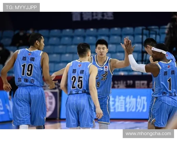 北京篮球队个人能力分析聚焦球员发展与团队协作的关系探讨 北京篮球队个人能力分析聚焦球员发展与团队协作的关系探讨